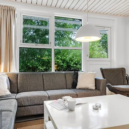 Torsten - 30m From The Sea By Interhome